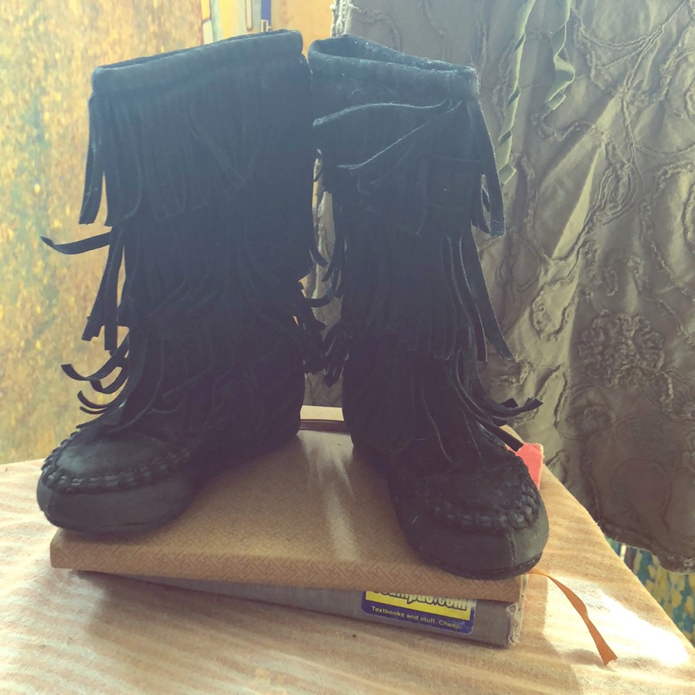 Kids moccasins